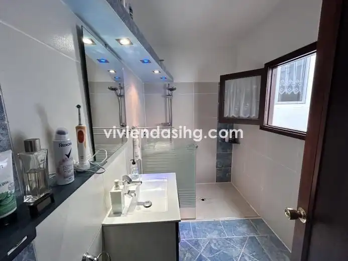 Baño de Casa o chalet en venta en Los Realejos con Jardín privado y Terraza