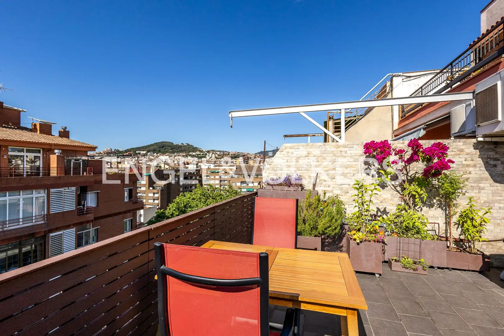 Terrassa de Àtic en venda en Barcelona amb Aire condicionat, Calefacció i Parquet