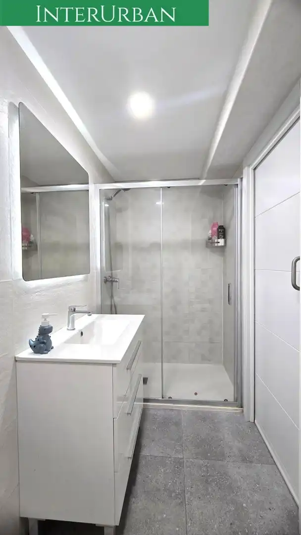 Baño de Piso en venta en Valencia con Aire acondicionado, Calefacción y Balcón