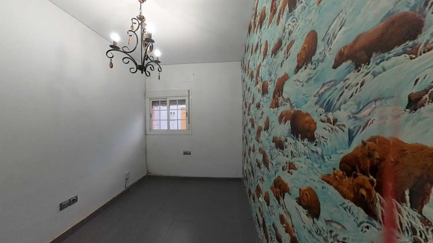 Habitación de Piso en venta en La Línea de la Concepción