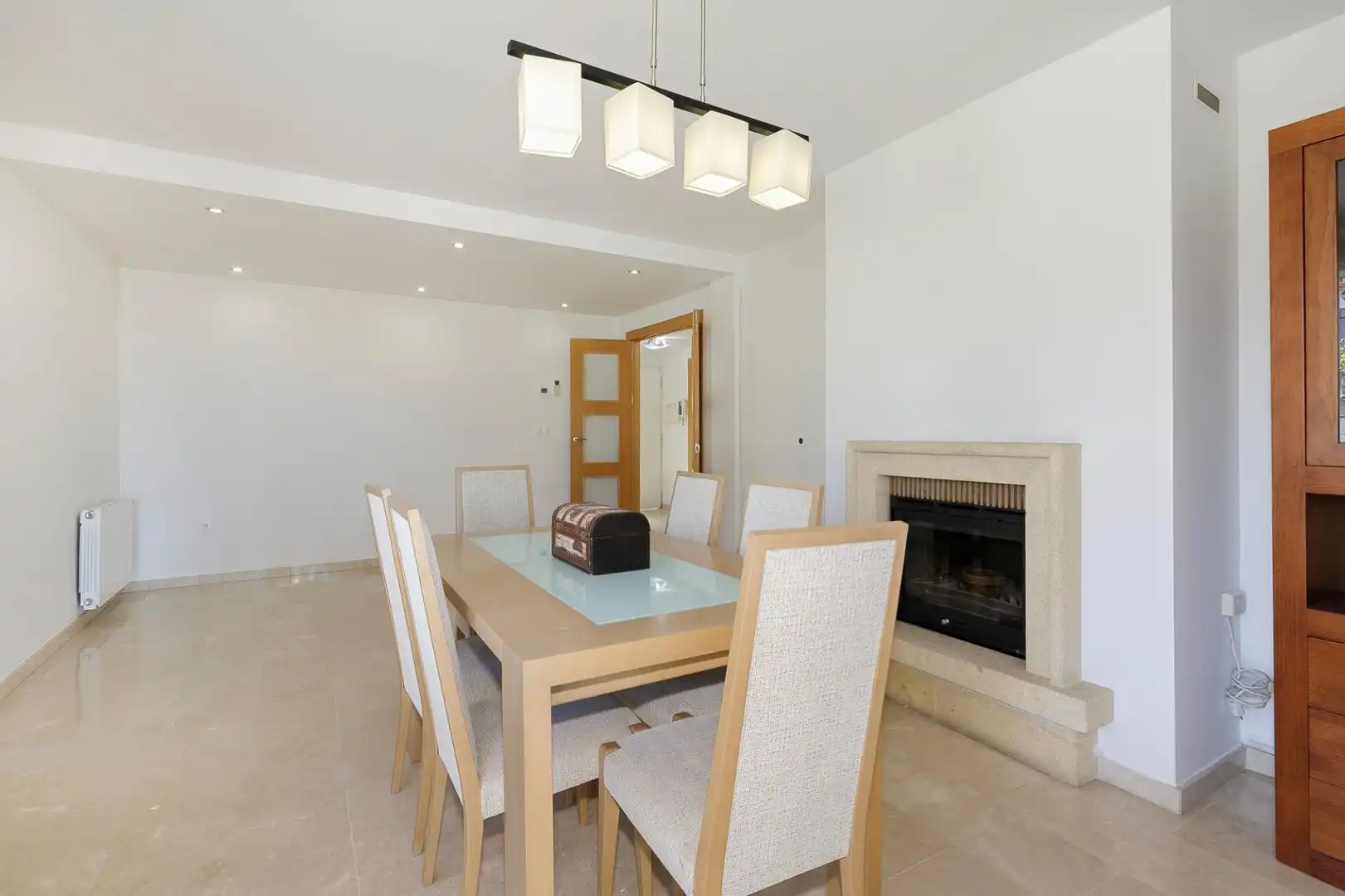 Comedor de Casa o chalet en venta en La Zubia con Calefacción, Jardín privado y Terraza