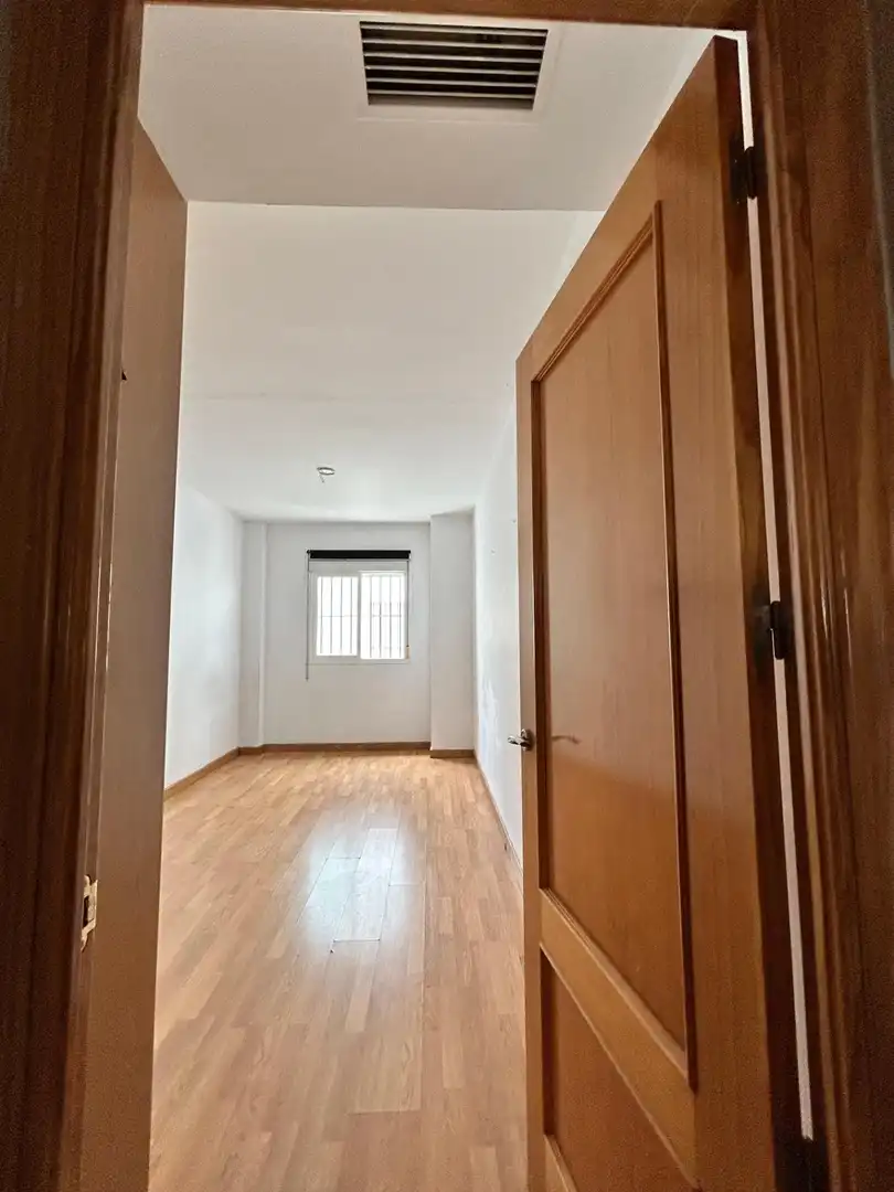 Habitación de Casa o chalet en venta en Dos Hermanas con Aire acondicionado, Parquet y Trastero