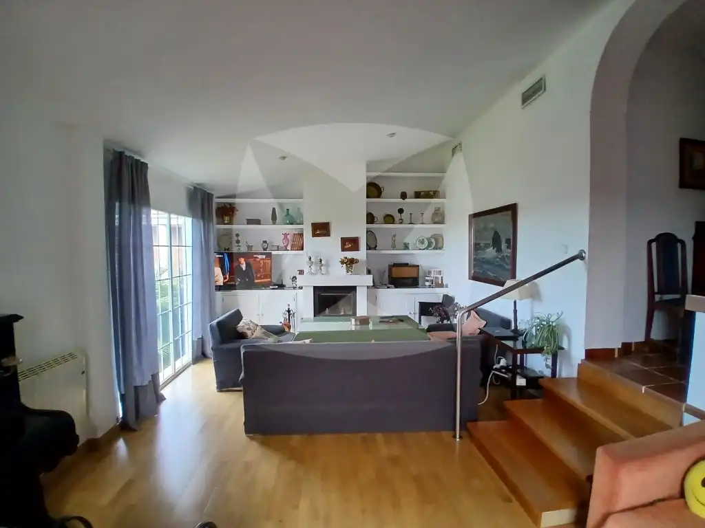Sala d'estar de Casa o xalet en venda en Badajoz amb Aire condicionat, Jardí privat i Terrassa