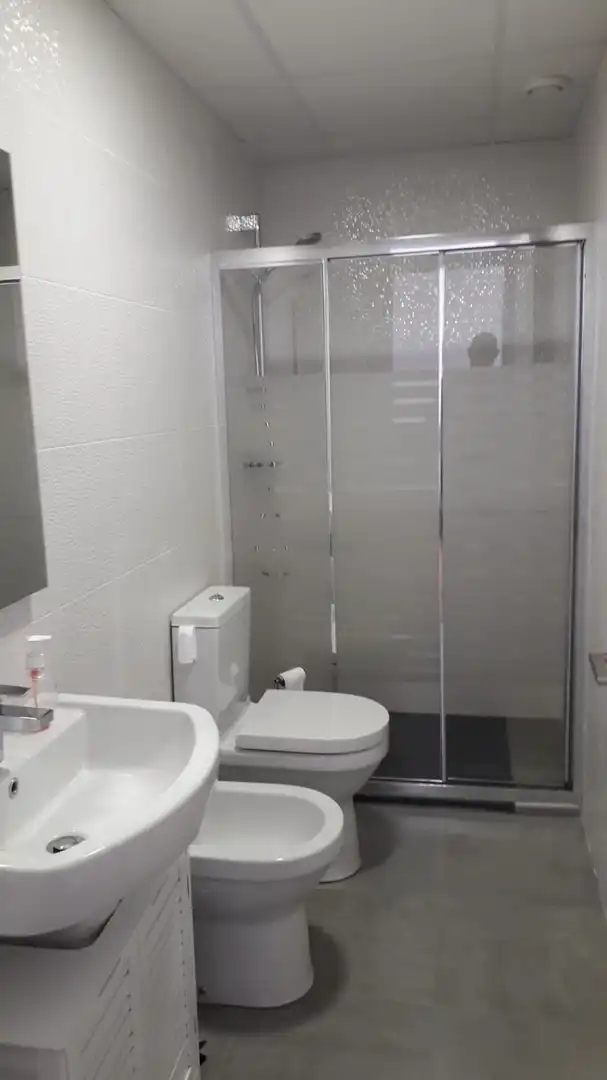Baño de Casa adosada de alquiler en Murcia con Aire acondicionado, Calefacción y Terraza