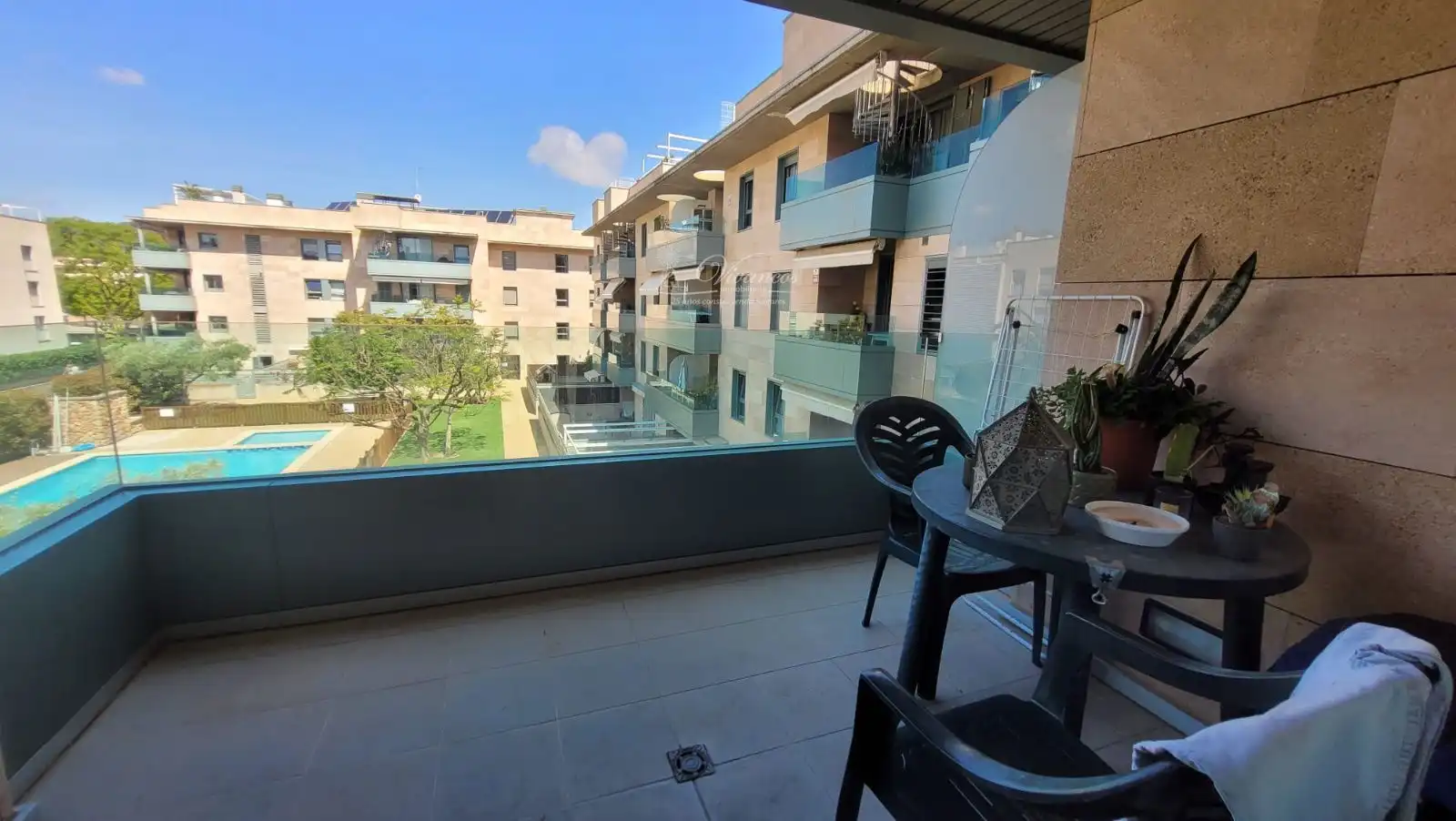 Terraza de Apartamento en venta en  Palma de Mallorca con Trastero, Piscina y Piscina comunitaria