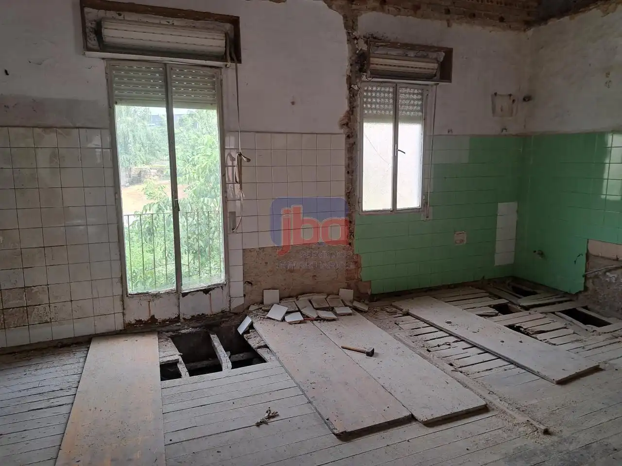 Cocina de Casa o chalet en venta en Ourense Capital  con Calefacción y Jardín privado
