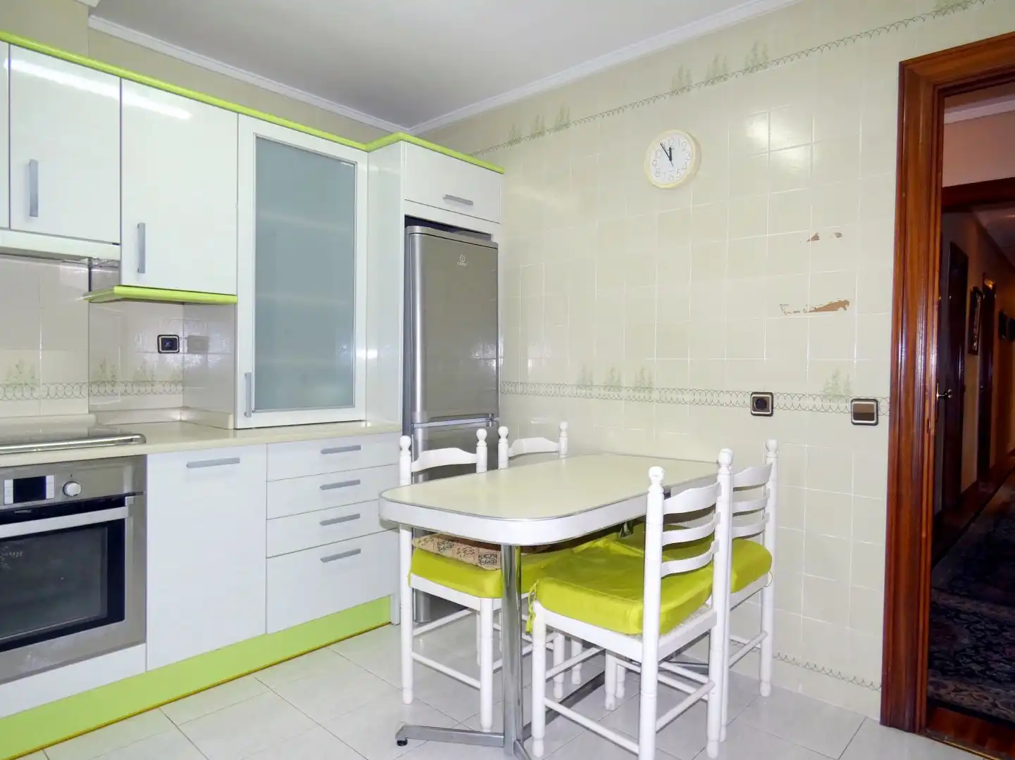 Flat for sale in Karmelo Kalea, Santutxu - Basarrate