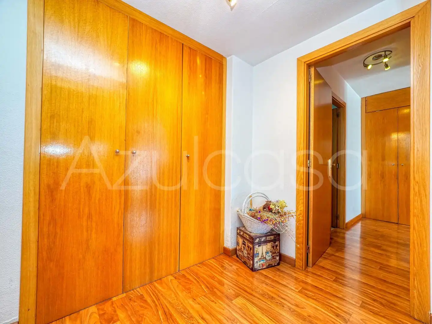 Flat for sale in Alicante / Alacant  with Air Conditioner, Terrace and Storage room