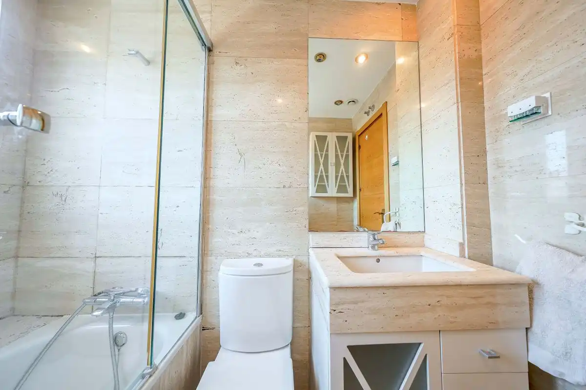 Flat with pool for sale in C. de Américo Castro, imagen 50