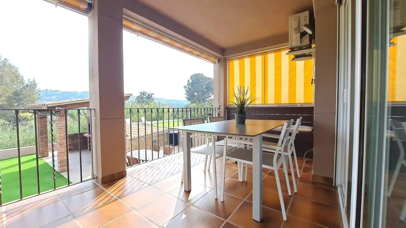 Terrassa de Casa o xalet en venda en Abrera amb Aire condicionat, Calefacció i Jardí privat