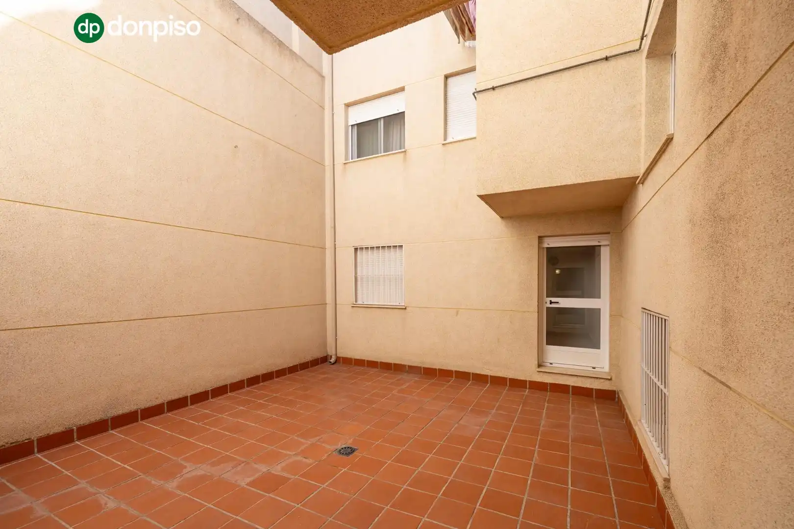 Exterior view of Flat for sale in Genil