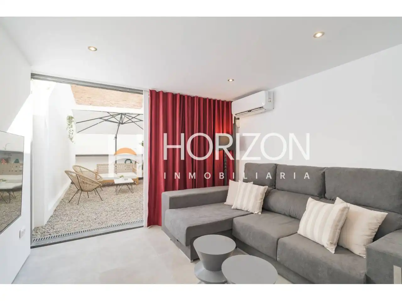 Sala de estar de Piso en venta en Barcelona con Aire acondicionado, Jardín privado y Terraza