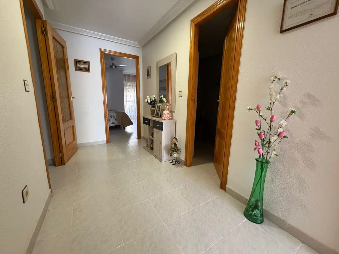 Flat with terrace for sale in Calle CALLE RAMON Y CAJAL, imagen 5