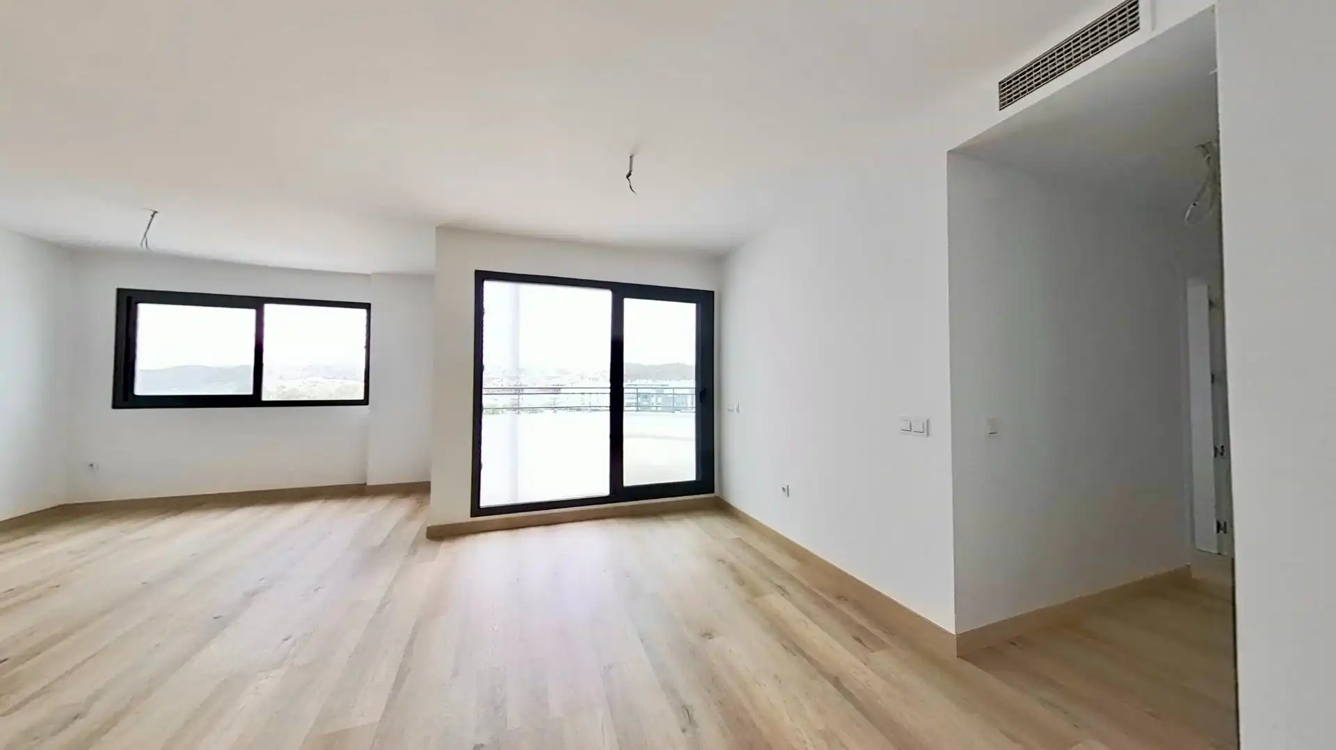 Living room of Flat for sale in Málaga  with Air Conditioner, Private garden and Terrace