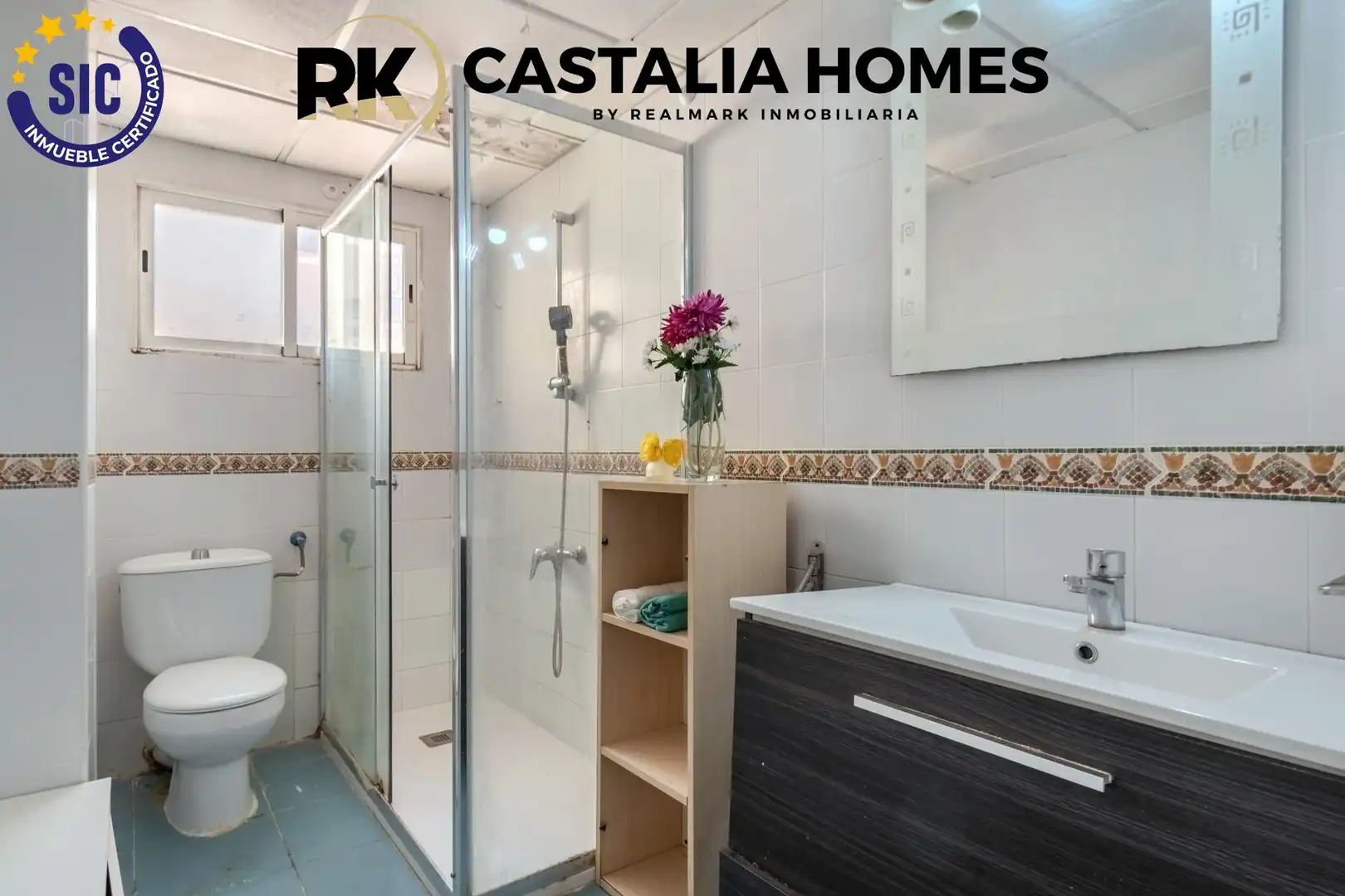 Baño de Piso en venta en Castellón de la Plana / Castelló de la Plana con Trastero y Balcón