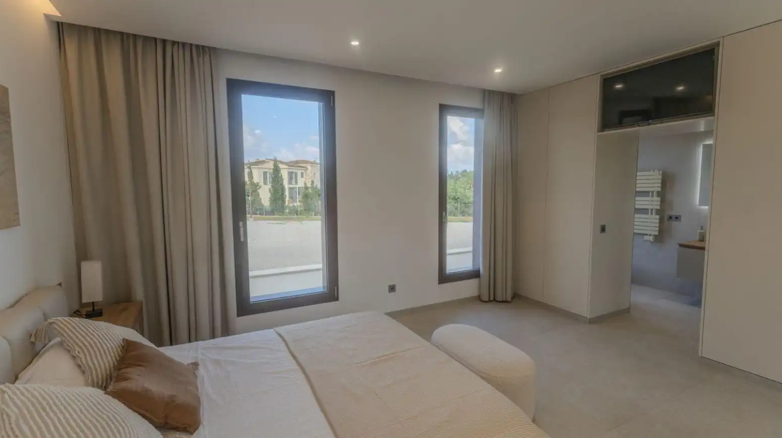 Dormitori de Casa o xalet de lloguer en Muro amb Aire condicionat, Calefacció i Jardí privat