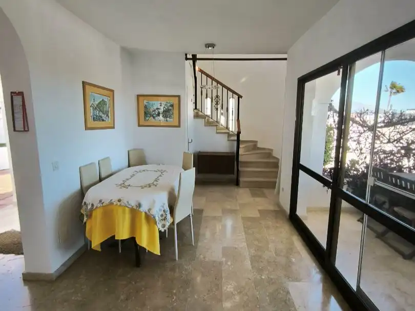 Menjador de Casa o xalet en venda en Mijas amb Aire condicionat, Terrassa i Piscina