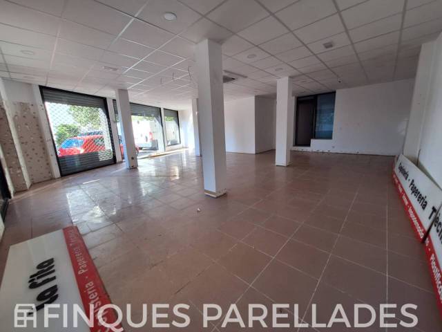 Local comercial en Alquiler en Els Molins - Pins Vens