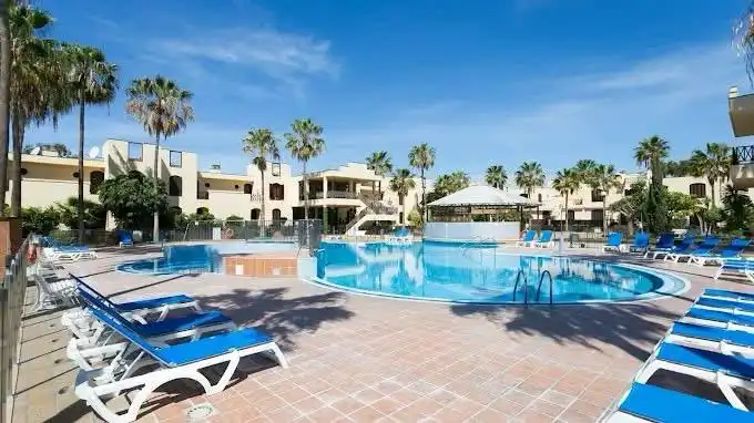 Piscina de Dúplex en venta en Arona con Aire acondicionado, Terraza y Amueblado