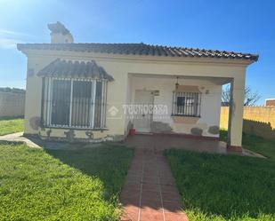 Exterior view of Country house for sale in Chiclana de la Frontera