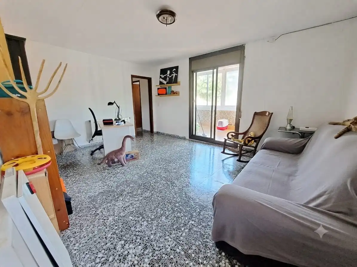 Sala d'estar de Casa o xalet en venda en Rubí amb Calefacció, Terrassa i Traster