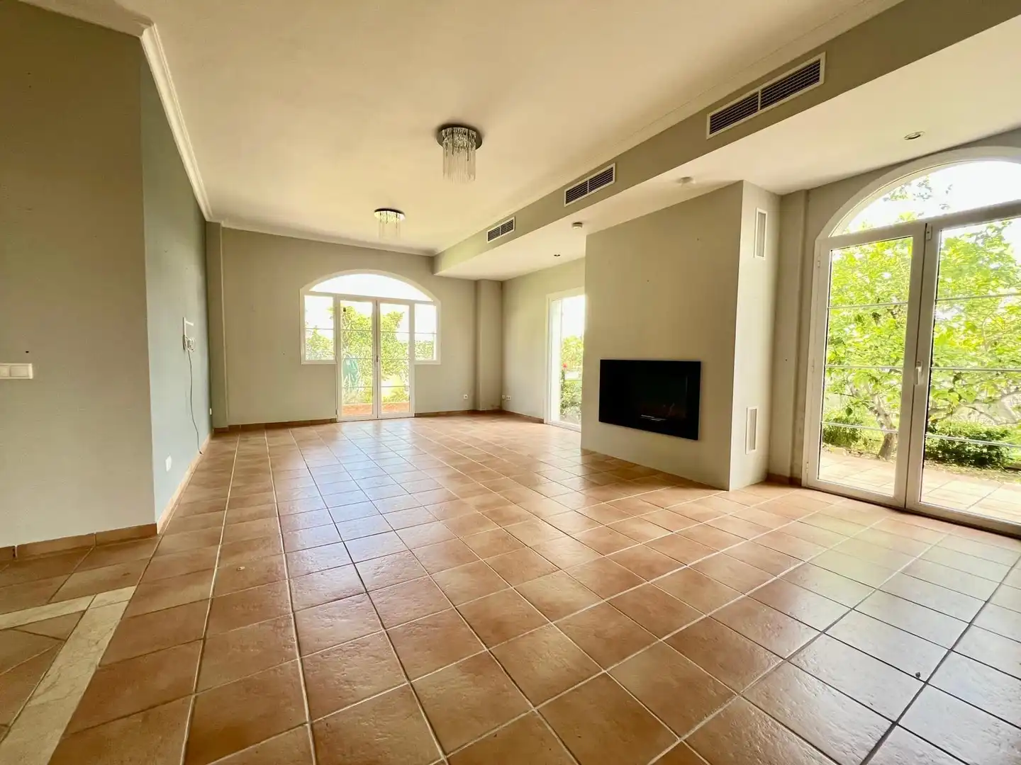 Living room of Houses for sale in Calvià  with Air Conditioner, Terrace and Swimming Pool