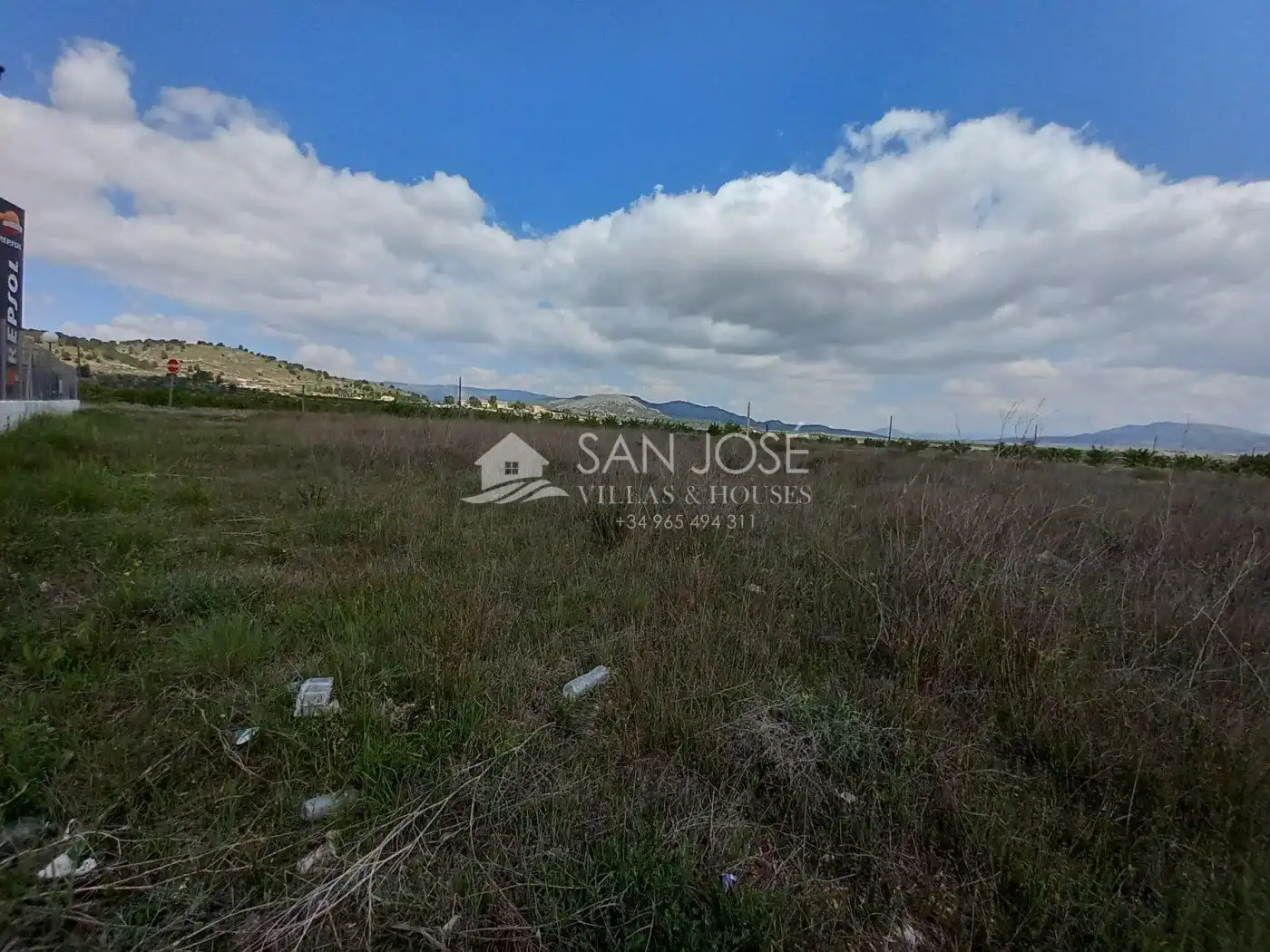 Land for sale in Monóvar  / Monòver