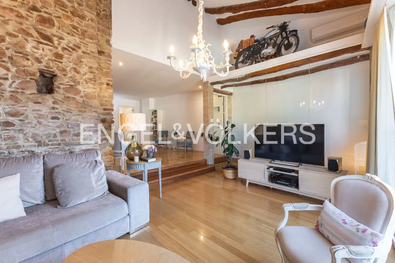 Sala de estar de Casa o chalet en venta en Serra con Aire acondicionado, Calefacción y Parquet
