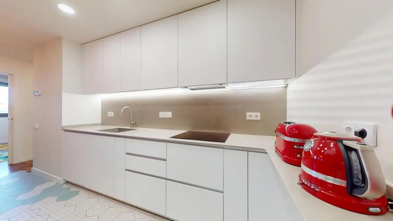 Cuina de Pis en venda en Barcelona amb Aire condicionat, Calefacció i Parquet