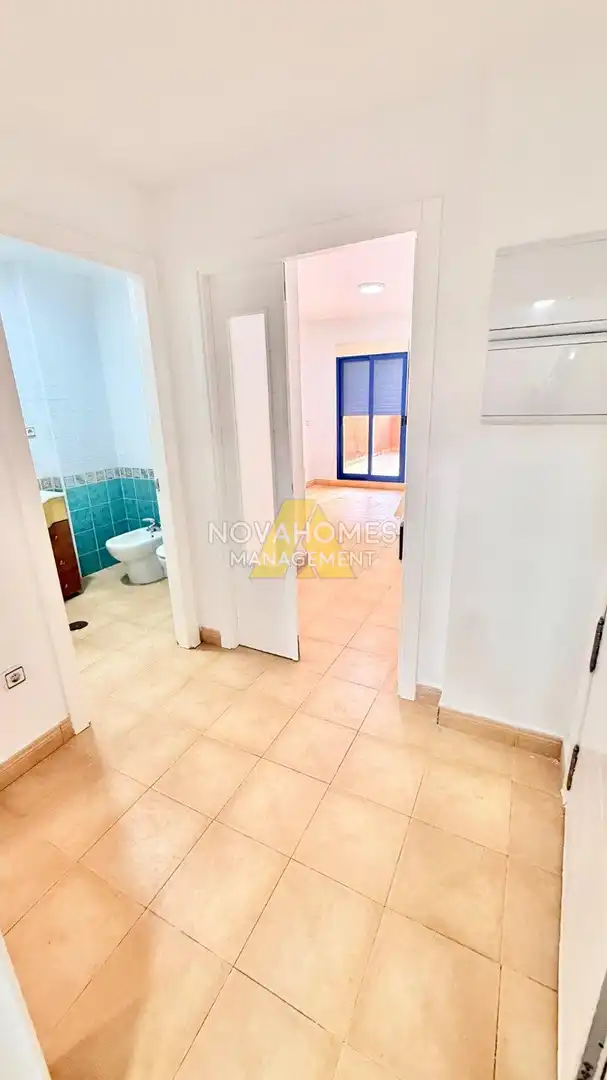 Dormitori de Apartament en venda en Cartagena amb Aire condicionat, Terrassa i Piscina