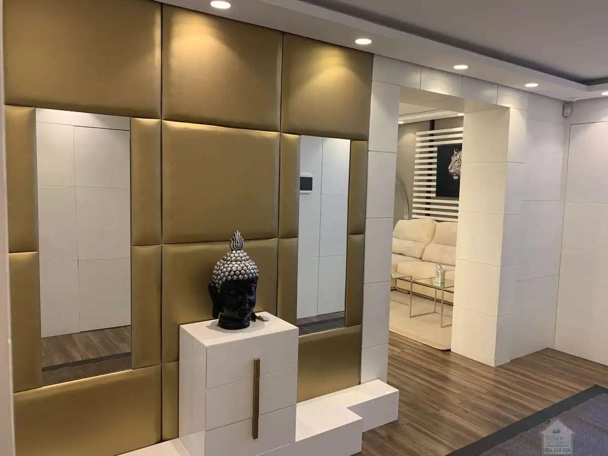 Chalet con piscina en venta en Simon Verde, imagen 2
