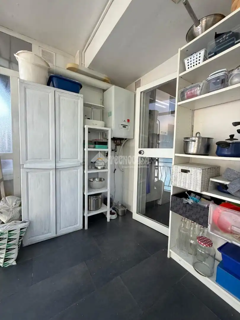 Kitchen of Flat for sale in Madrid  with Air Conditioner, Heating and Parquet flooring