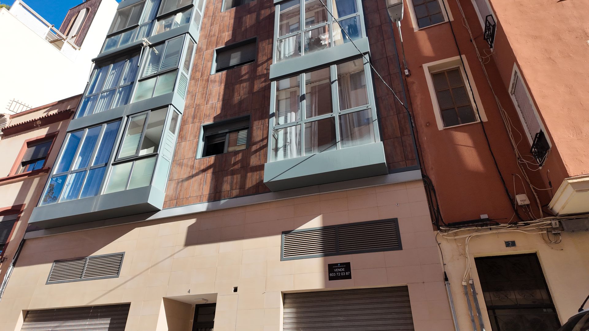 Vista exterior de Local en venta en Castellón de la Plana / Castelló de la Plana