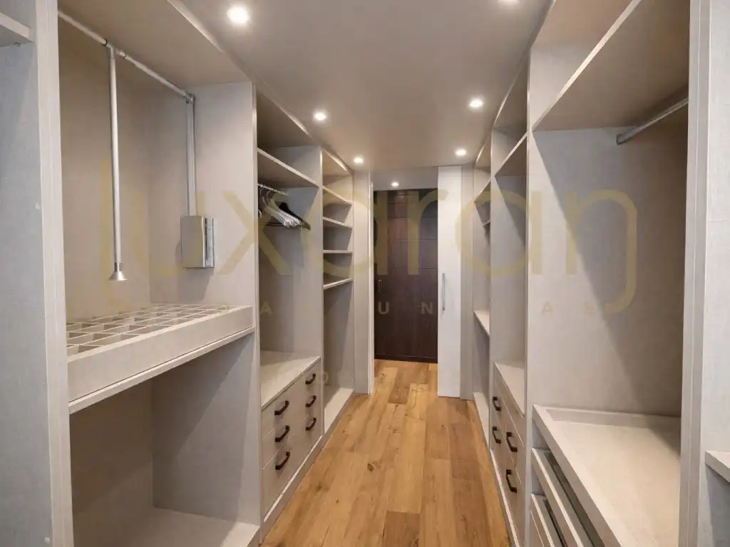 Dormitori de Casa o xalet en venda en Lleida