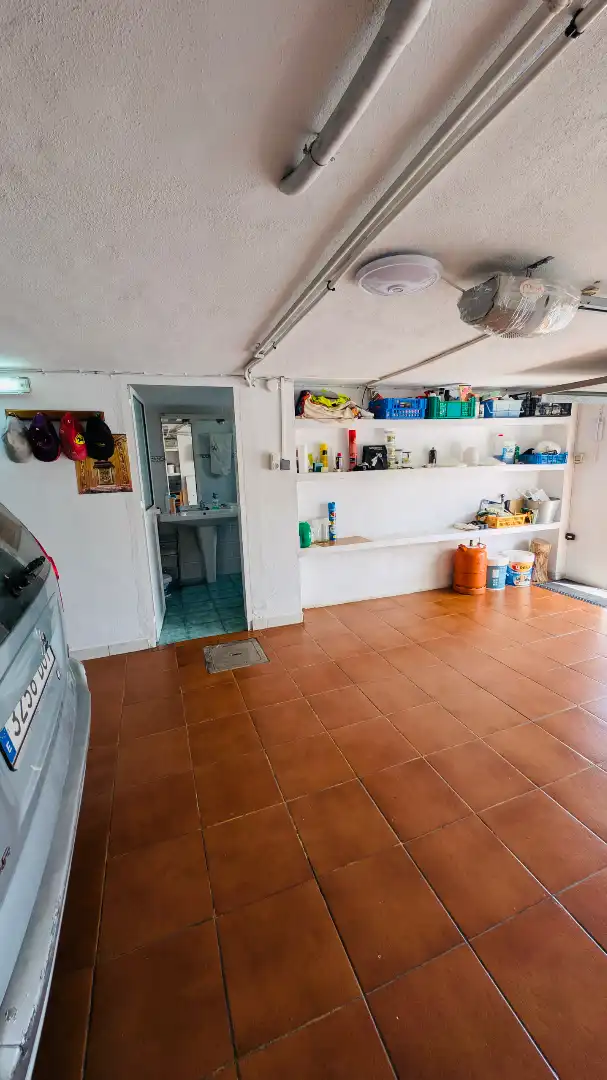 Cuina de Casa o xalet en venda en Oliva amb Aire condicionat, Calefacció i Jardí privat
