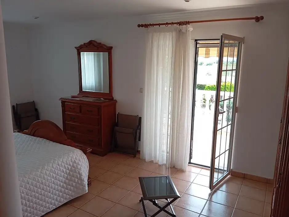 Habitación de Casa o chalet en venta en Elche / Elx con Jardín privado, Terraza y Piscina