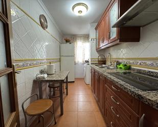 Cuina de Pis en venda en La Puebla de Cazalla amb Terrassa