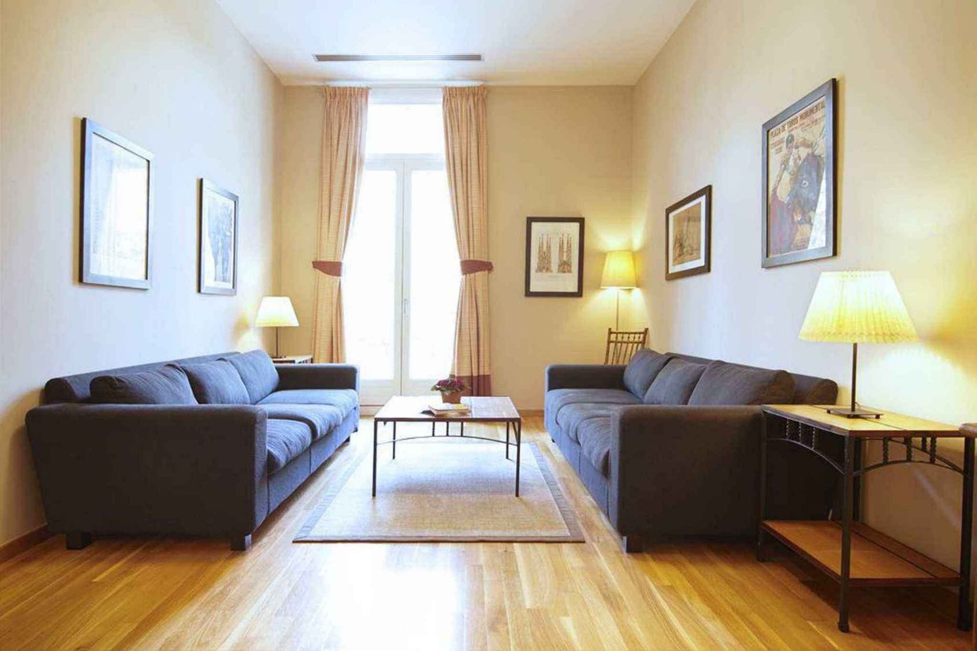 Sala d'estar de Pis de lloguer en Terrassa amb Aire condicionat, Traster i Moblat