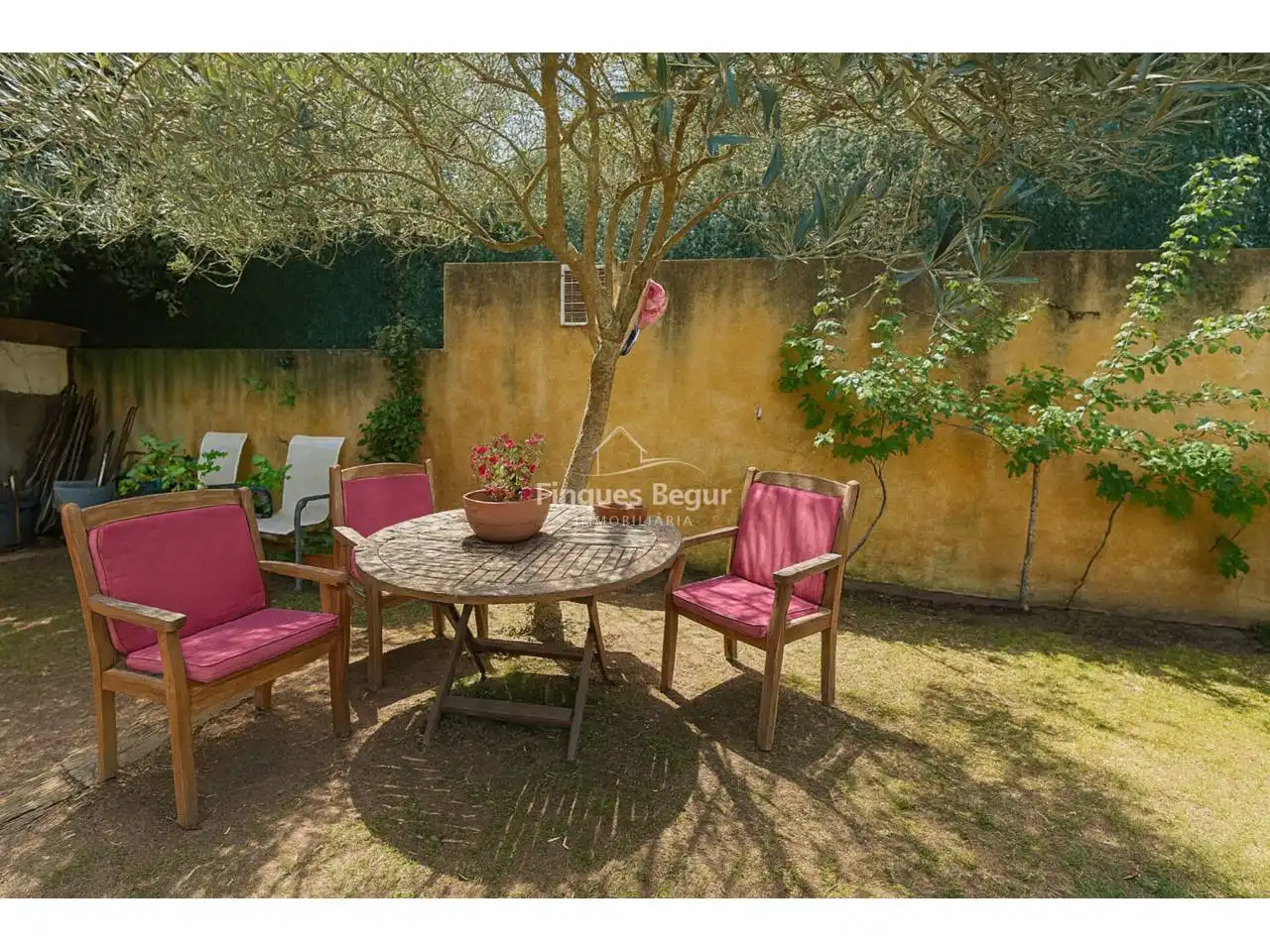 Detached house with pool for sale in Calle Joaquim Ruyra, imagen 19