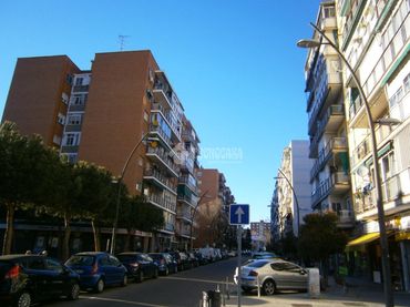 Piso con ascensor en venta en Villafontana - Estoril I
