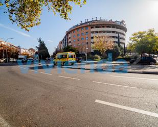 Vista exterior de Local en venda en  Madrid Capital