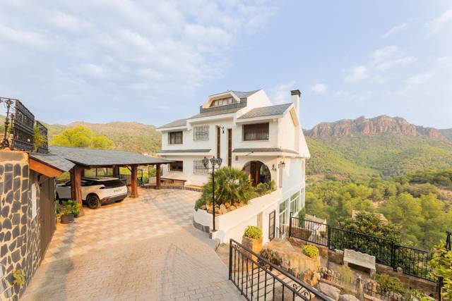 Casa-chalet en Venta en  MURTAL EL, 55 en Segart