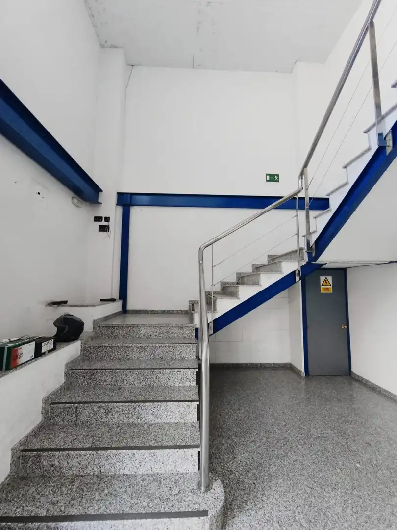 Industrial buildings for sale in Gines