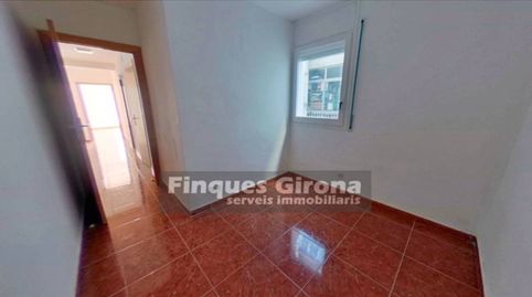 Foto 3 de Piso en venta en Calle Empúries, Sant Narcís, Girona Capital