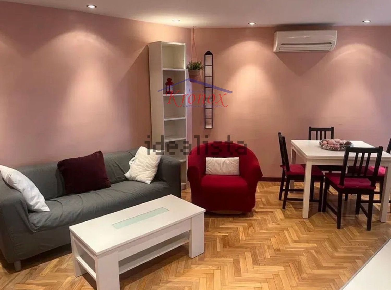 Living room of Flat for sale in  Madrid Capital  with Air Conditioner, Heating and Terrace