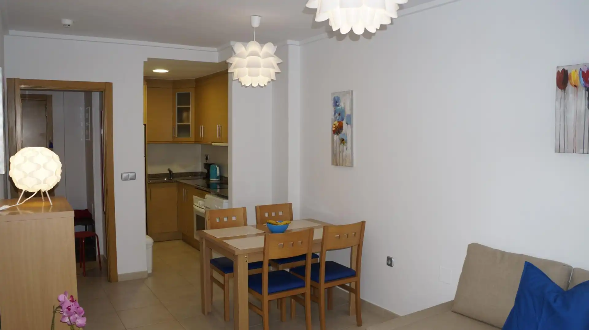 Menjador de Apartament en venda en Alicante / Alacant amb Aire condicionat, Moblat i Balcó