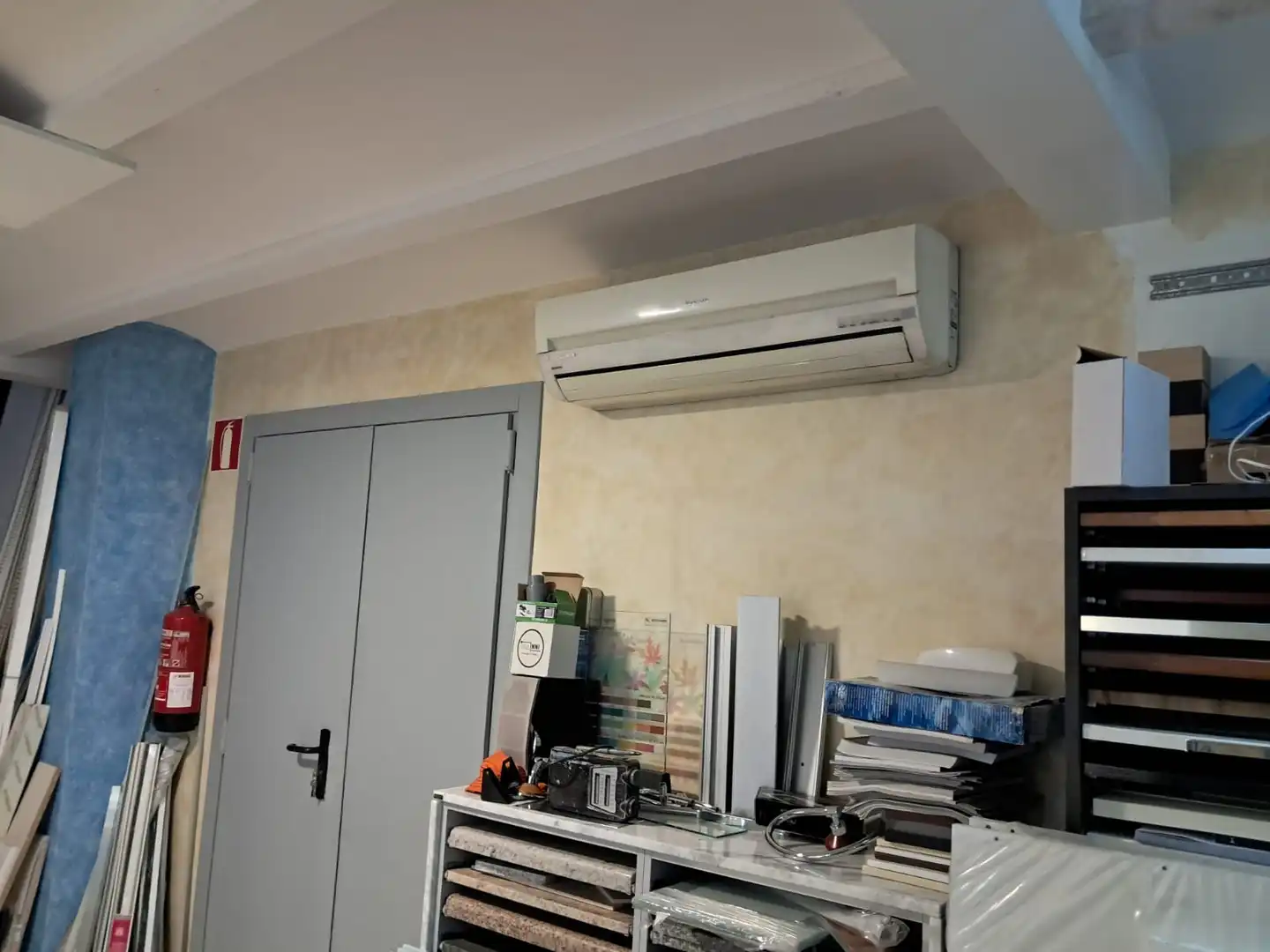 Local de alquiler en Gandia con Aire acondicionado