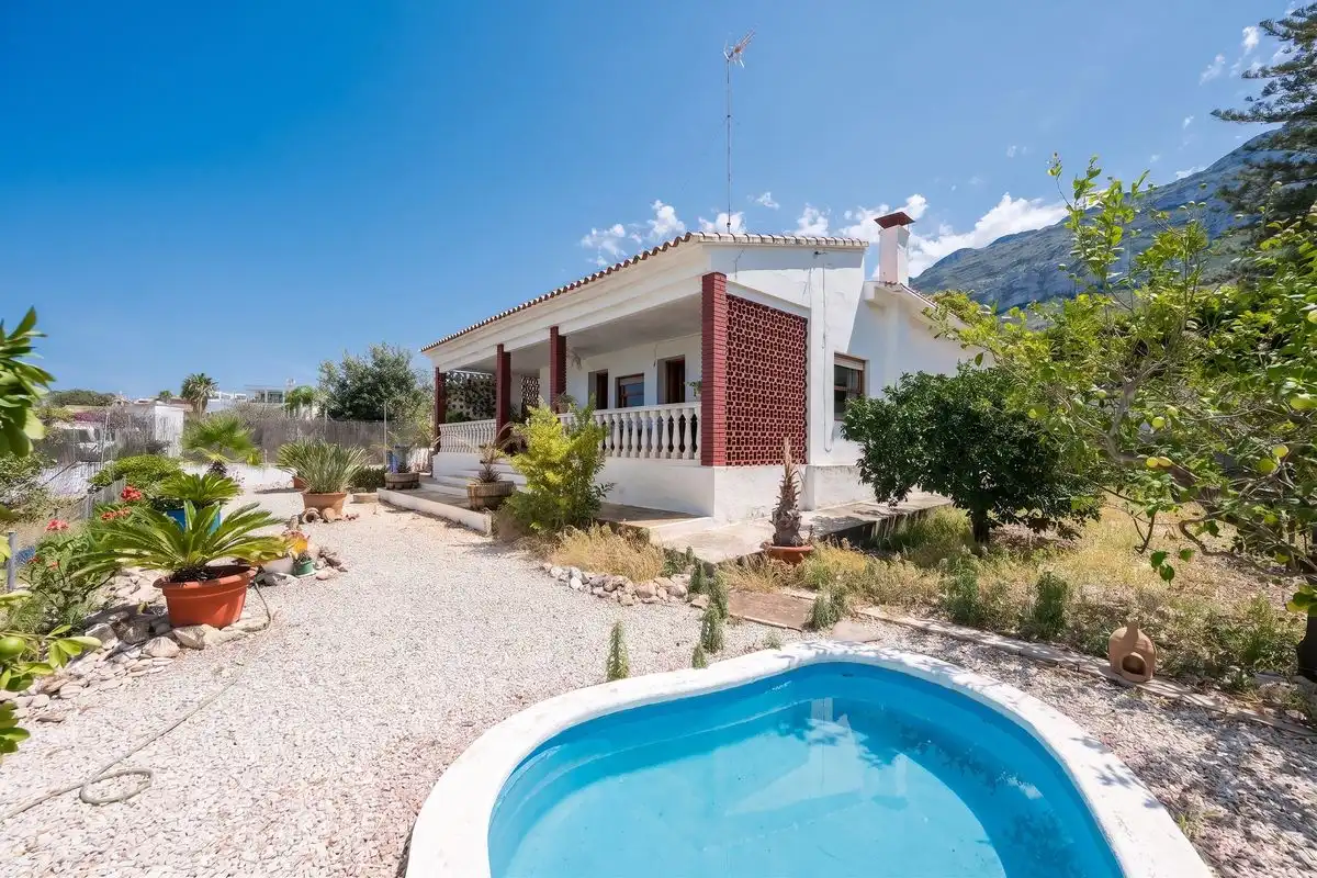 Exterior view of Houses for sale in Dénia  with Heating and Furnished