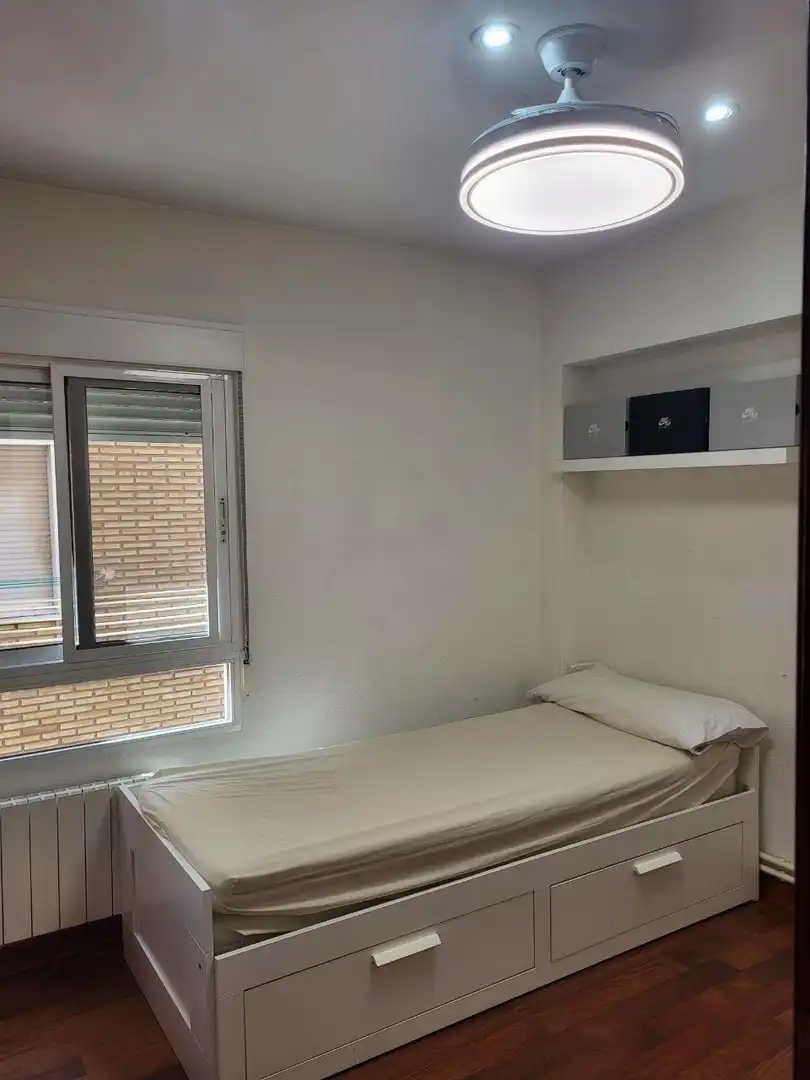 Bedroom of Flat for sale in Quart de Poblet  with Air Conditioner and Storage room