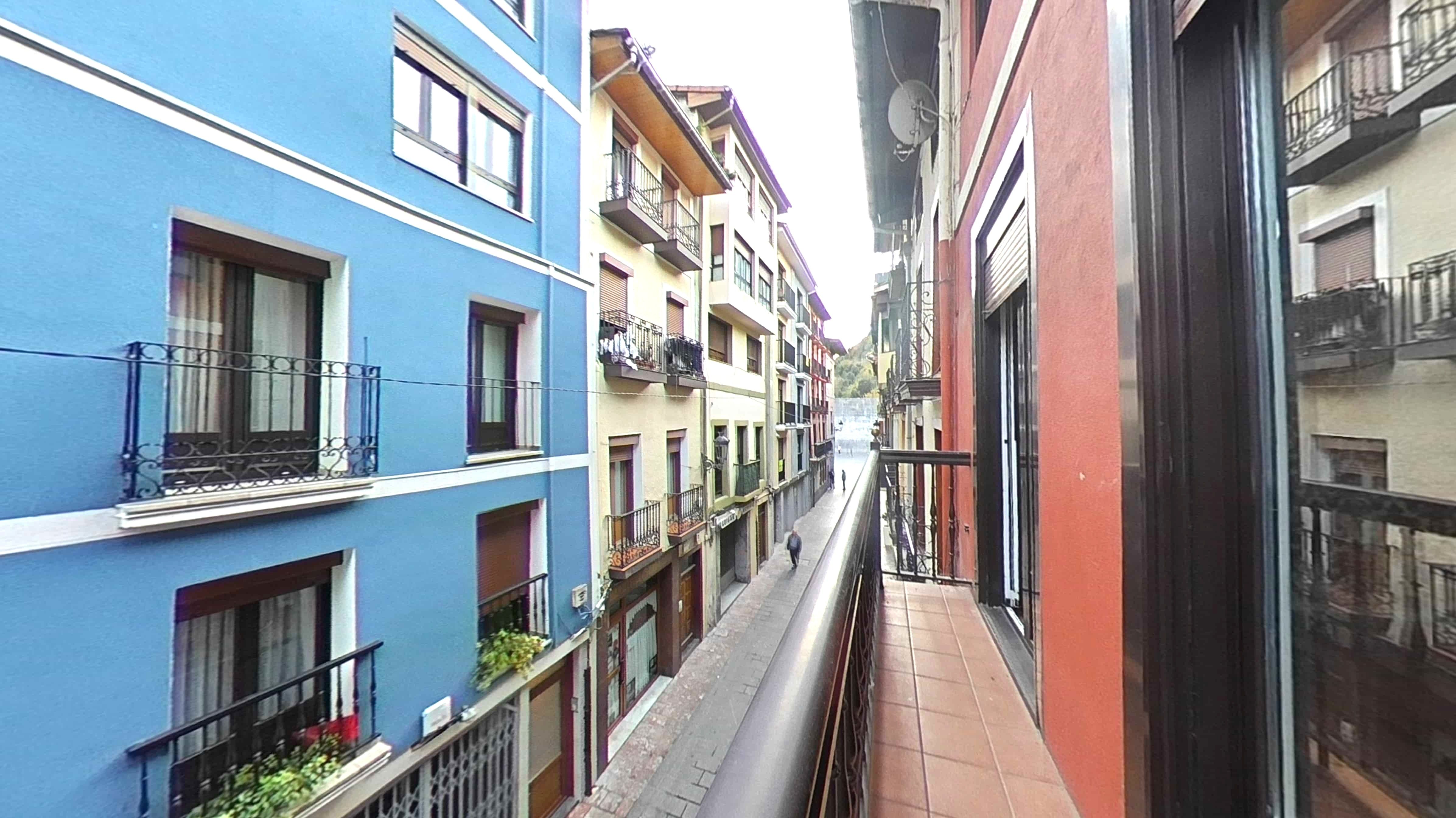 Exterior view of Flat for sale in Elgoibar  with Parquet flooring and Balcony
